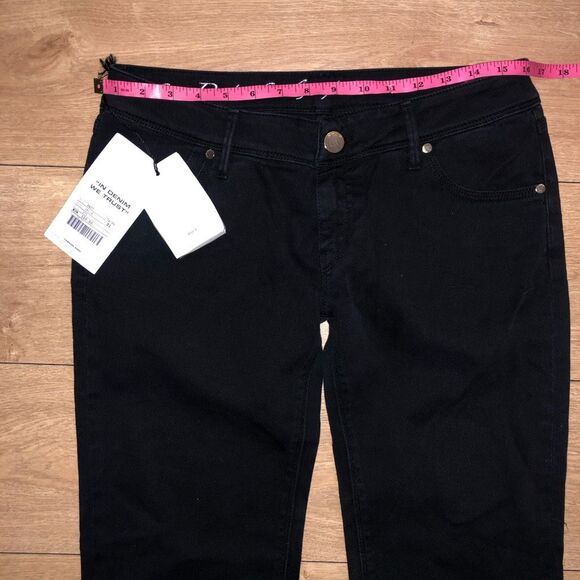 JFOUR NWT Black Straight Legged Jeans, Size 31", MSRP $130 - Picture 14 of 16